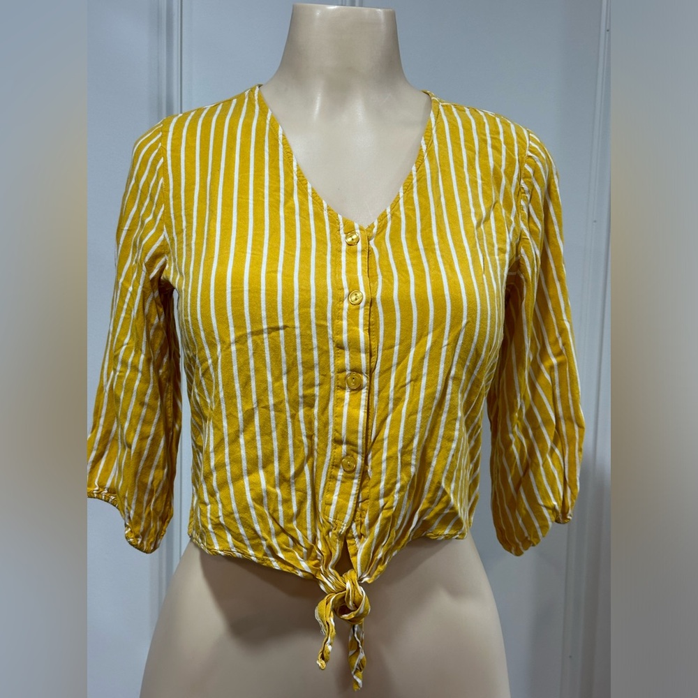 Chocolate Women’s Stripped Linen Tie Button Front Blouse Top Size Small